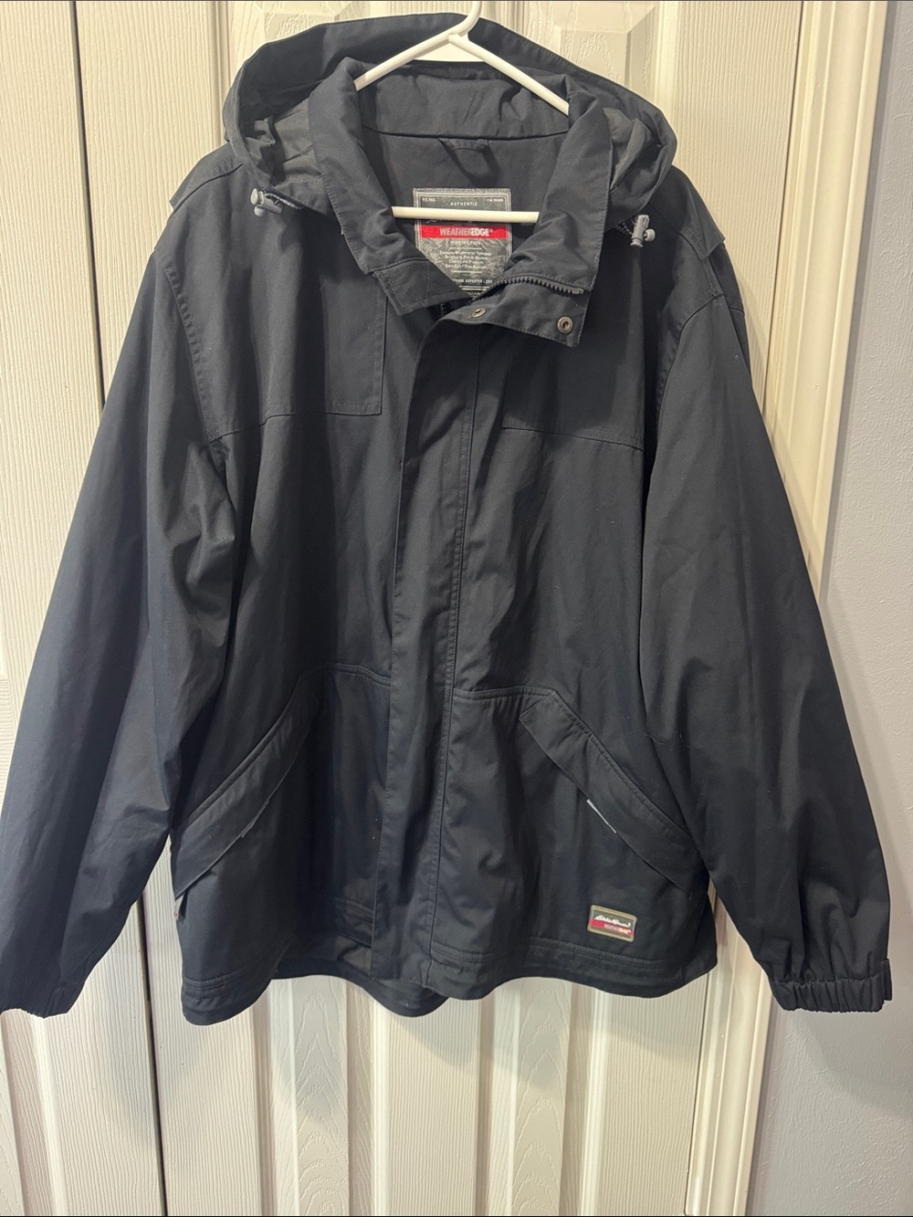 Men's Eddie Bauer Weather-Resistant Black Hooded Rain Jacket XL
